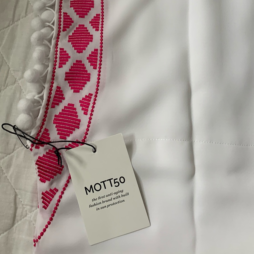 MOTT50 Adele Lurex Embroidered Kaftan Coverup NEW - Picture 12 of 16